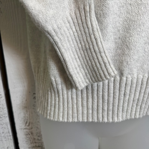 American Eagle Smiley Sweater Heather Gray AE Logo Women's Medium Preppy Retro - Picture 8 of 12